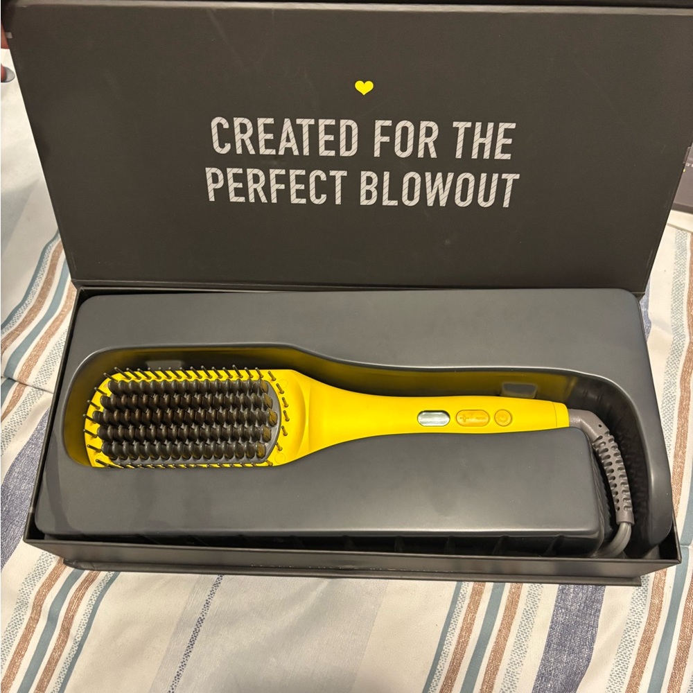 Dry Bar Hair Straightening Brush